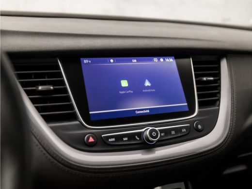 Opel Grandland X 1.2 Turbo Executive Sport (APPLE CARPLAY, GROOT NAVI, STUUR/STOELVERWARMING, LEDER, SPORTSTOELEN,... ActivLease financial lease