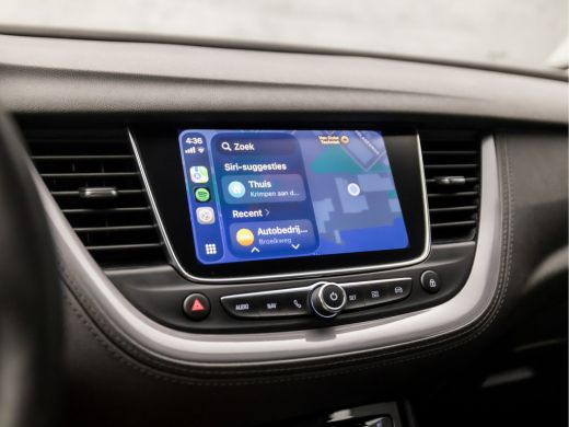 Opel Grandland X 1.2 Turbo Executive Sport (APPLE CARPLAY, GROOT NAVI, STUUR/STOELVERWARMING, LEDER, SPORTSTOELEN,... ActivLease financial lease