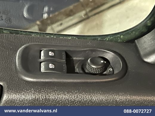 Opel Movano 2.3 CDTI L3H2 Euro6 Airco | Imperiaal | 2500kg Trekhaak | Cruisecontrol | Parkeersensoren Sidebar... ActivLease financial lease