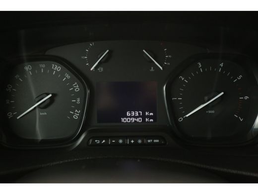 Opel Vivaro 2.0 CDTI 177PK L3H1 | Automaat | DC | Airco | 360° | 2xSchuifdeur |  Carplay | Trekh. | Cruise | ... ActivLease financial lease