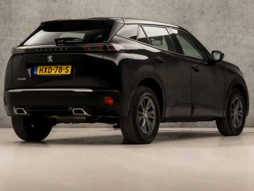 Peugeot 2008 1.2 PureTech Sport Automaat (APPLE CARPLAY, GROOT NAVI, GETINT GLAS, SPORTSTOELEN, PARKEERSENSORE... ActivLease financial lease