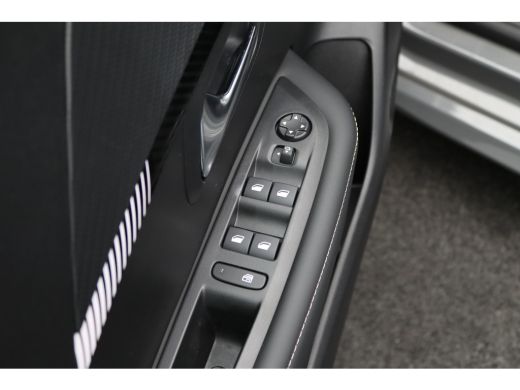Peugeot 208 Hybrid 100 e-DCS6 Allure Automaat | Achteruitrijcamera | Apple Carplay/Android Auto|telefooninteg... ActivLease financial lease