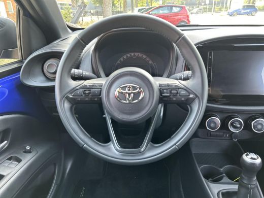 Toyota Aygo 1.0 VVT-i MT Play ActivLease financial lease