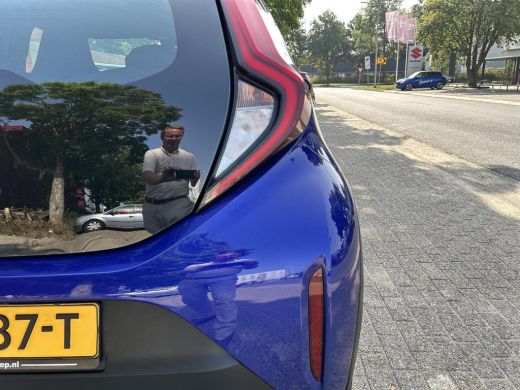 Toyota Aygo 1.0 VVT-i MT Play ActivLease financial lease