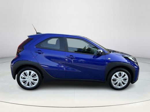 Toyota Aygo 1.0 VVT-i MT Play ActivLease financial lease