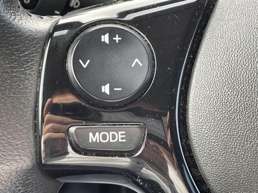 Toyota Aygo 1.0 VVT-i x-clusiv **KEYLESS/ APPLE CARPLAY/ CLIMATE CONTROL** ActivLease financial lease