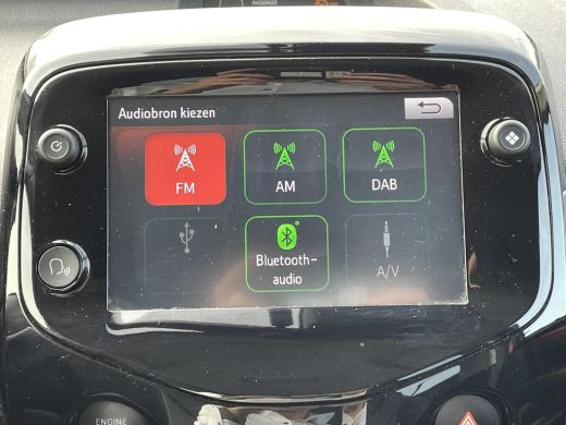 Toyota Aygo 1.0 VVT-i x-clusiv **KEYLESS/ APPLE CARPLAY/ CLIMATE CONTROL** ActivLease financial lease