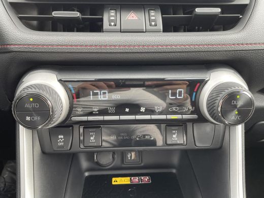Toyota RAV4 2.5 Plug-in Hybrid AWD Style **DODE HOEK DETECTIE/ NAVIGATIE/ GARANTIE** ActivLease financial lease