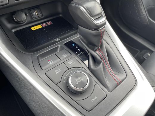 Toyota RAV4 2.5 Plug-in Hybrid AWD Style **DODE HOEK DETECTIE/ NAVIGATIE/ GARANTIE** ActivLease financial lease