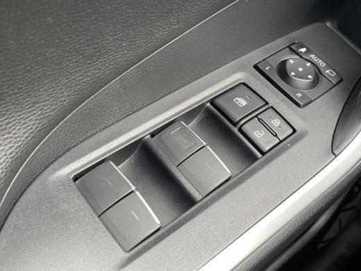 Toyota RAV4 2.5 Plug-in Hybrid AWD Style **DODE HOEK DETECTIE/ NAVIGATIE/ GARANTIE** ActivLease financial lease