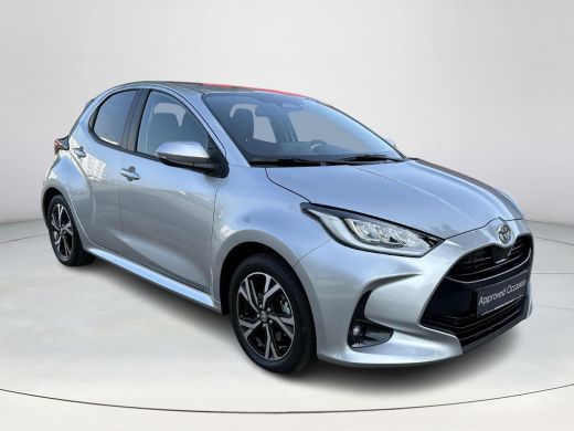 Toyota Yaris 1.5 Hybrid 115 First Edition ActivLease financial lease