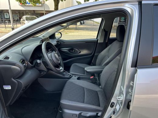Toyota Yaris 1.5 Hybrid 115 First Edition ActivLease financial lease