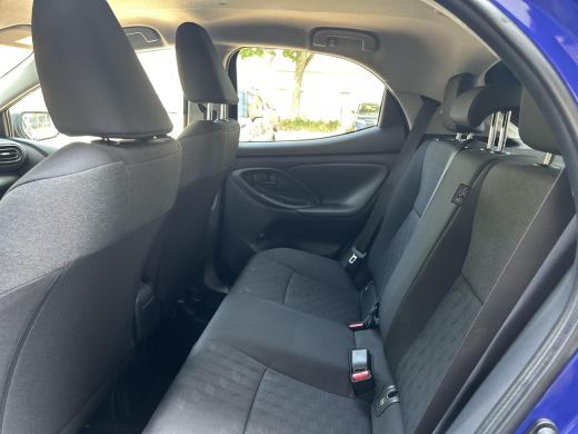 Toyota Yaris 1.5 Hybrid 115 First Edition ActivLease financial lease