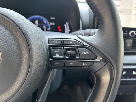 Toyota Yaris 1.5 Hybrid 115 First Edition ActivLease financial lease