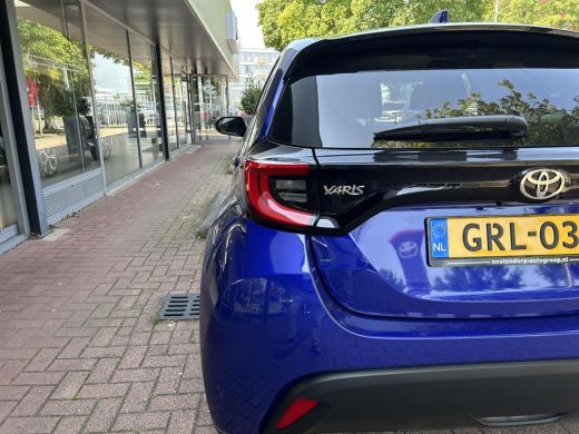 Toyota Yaris 1.5 Hybrid 115 First Edition ActivLease financial lease