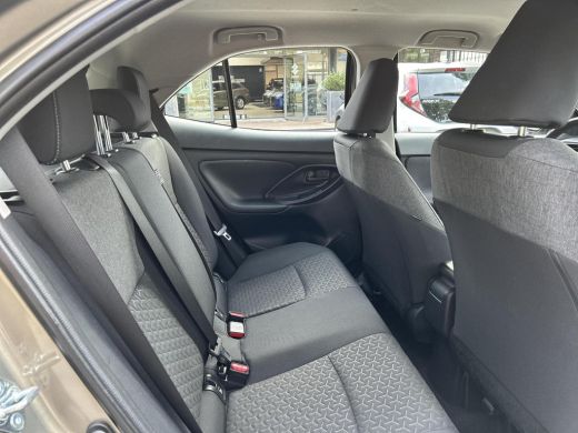 Toyota Yaris Cross 1.5 Hybrid 115 Active ActivLease financial lease