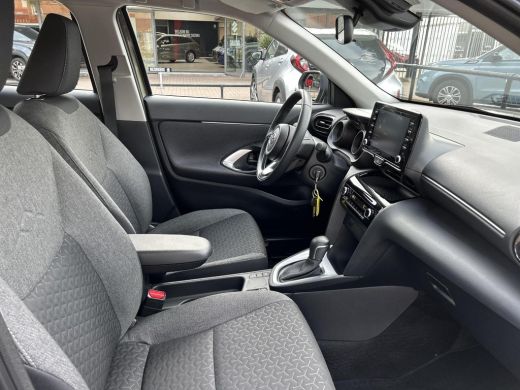 Toyota Yaris Cross 1.5 Hybrid 115 Active ActivLease financial lease