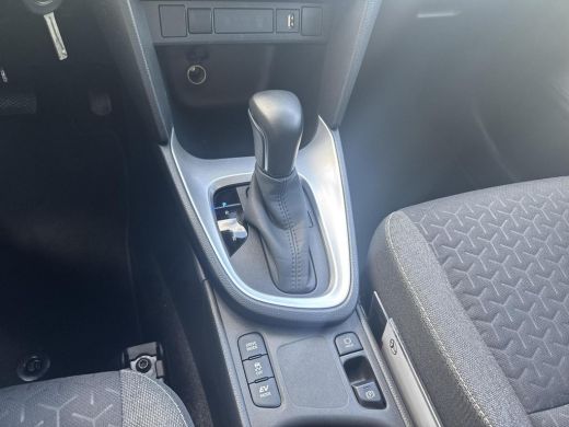 Toyota Yaris Cross 1.5 Hybrid 115 Active | 06-10141018 Voor meer informatie ActivLease financial lease