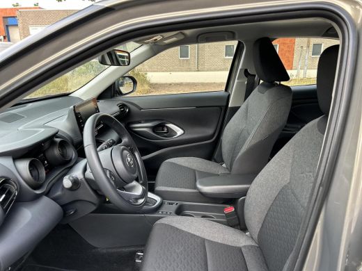 Toyota Yaris Cross 1.5 Hybrid 115 Active ActivLease financial lease