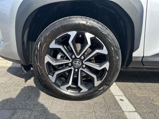 Toyota Yaris Cross 1.5 Hybrid 115 First Edition (Carplay Navigatie - Stoelverwarming) ActivLease financial lease