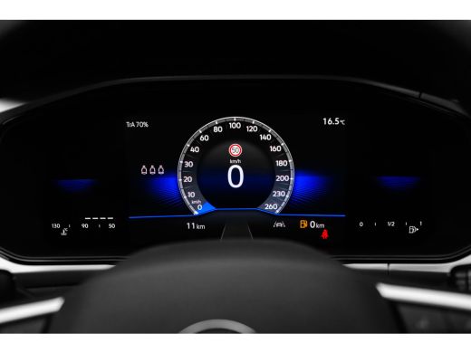 Volkswagen T-Roc Life Edition Inclusief €2000,- inruilvoordeel | 'App-Connect' draadloze smartphone integratie | '... ActivLease financial lease