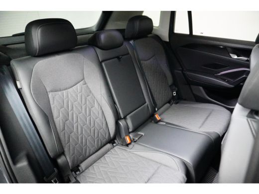 Volkswagen Tiguan 1.5 eTSI 150 pk Life 7-DSG | Achteruitrijcamera | Wegklapbare trekhaak | Stoel/stuur verwarming | ActivLease financial lease