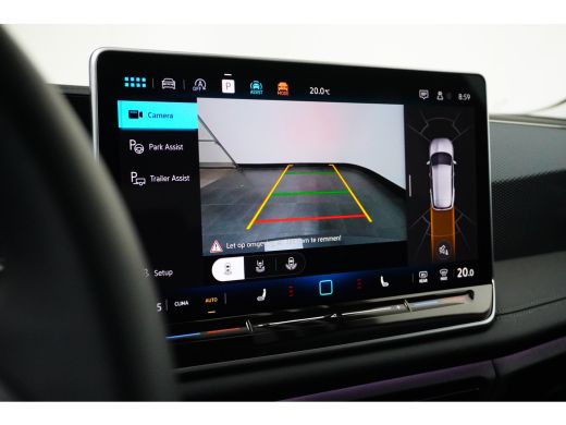 Volkswagen Tiguan 1.5 eTSI 150 pk Life 7-DSG | Achteruitrijcamera | Wegklapbare trekhaak | Stoel/stuur verwarming | ActivLease financial lease