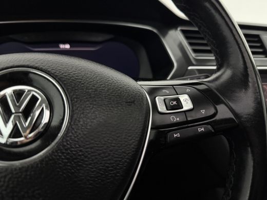 Volkswagen Tiguan 2.0 TDI 4motion | Grijs kenteken | VAN | 191PK DSG 2400kg Trekgew. Trekhaak Pano ACC LED Carplay ... ActivLease financial lease