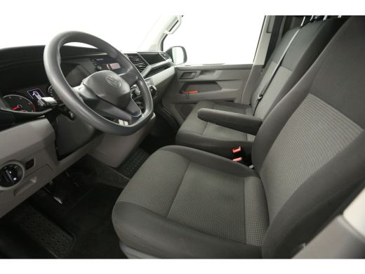 Volkswagen Transporter 2.0 TDI L1H1 | 140PK | Airco | Cruise | Carplay | Navigatie | 3 Persoons | PDC | Imperiaal | Trek... ActivLease financial lease