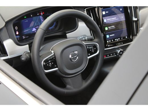 Volvo  S90 T8 455PK Plus Bright | Schuifdak | Trekhaak | 360º camera | Getint Glas | Leer ActivLease financial lease