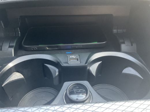 BMW 3 Serie 330e xDrive Nieuwstaat Open dak Harman/kordon Elec. t-haak Sportstoelen Headup ActivLease financial lease