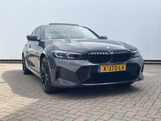 BMW 3 Serie 330e xDrive Nieuwstaat Open dak Harman/kordon Elec. t-haak Sportstoelen Headup ActivLease financial lease