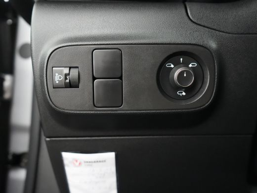Citroën C3 1.2 PureTech C-Series | Airco (automatisch) | Apple Carplay/Android Auto|telefoonintegratie premi... ActivLease financial lease