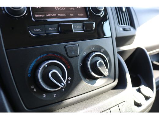 Citroën ë-Jumper Bakwagen met Achterdeuren ActivLease financial lease