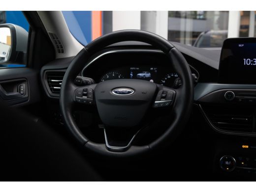 Ford Focus 1.5 EcoBoost Active Business | Trekhaak | Stuur/stoel/voorruitverwarming | Navigatie | Keyless | ... ActivLease financial lease