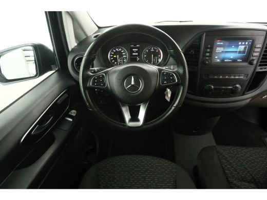 Mercedes-Benz Vito 114 CDI Lang | Automaat | Airco | Camera | Carplay | Cruise | Navigatie | 3 Persoons | 18''LMV | ... ActivLease financial lease