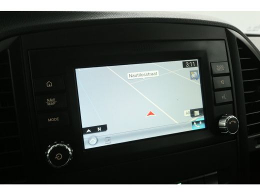 Mercedes-Benz Vito 114 CDI Lang | Automaat | Airco | Camera | Cruise | Navigatie | 3 Persoons | PDC | 18"LMV | Trekhaak ActivLease financial lease