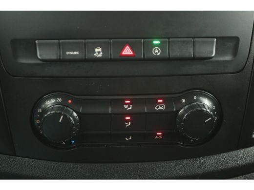 Mercedes-Benz Vito 114 CDI Lang | Automaat | Airco | Camera | Cruise | Navigatie | 3 Persoons | PDC | 18"LMV | Trekhaak ActivLease financial lease