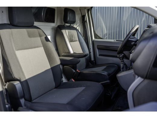 Opel Vivaro 2.0 CDTI L3H1 | Euro 6 | 123 PK | Metallic lak | Carplay | Cruise | Camera | PDC ActivLease financial lease