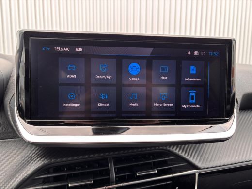 Peugeot 208 Hybrid 100 PK e-DCS6 Allure | Automaat | Navigatie | Stoelverwarming | Camera | Apple Carplay / A... ActivLease financial lease