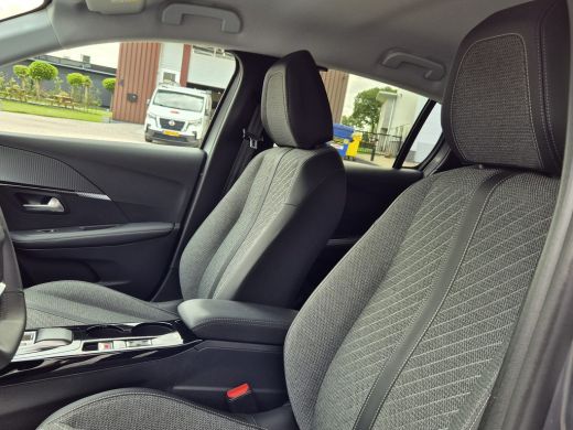 Peugeot 208 Hybrid 100PK e-DCS6 Allure | Automaat| Stoelverwarming | Camera | Navigatie | Apple carplay / And... ActivLease financial lease