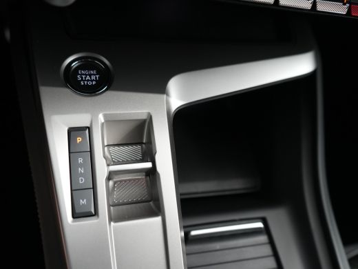 Peugeot 308 SW 1.2 Hybrid 145 e-DCS6 GT Automaat | Achteruitrijcamera | Apple Carplay/Android Auto|telefoonin... ActivLease financial lease