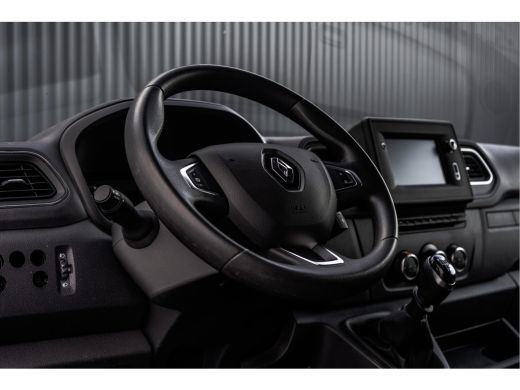 Renault Master T35 dCi 180PK | L3H2 | 3.5T Trekgewicht | Luchtvering | LED | Camera | Navi | Cruise | Airco| PDC... ActivLease financial lease