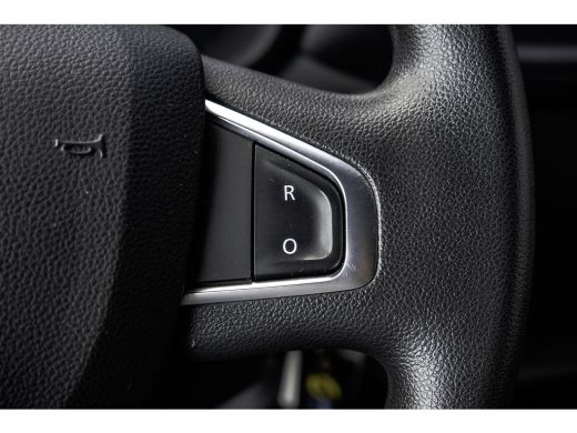 Renault Master T35 dCi 180PK | L3H2 | 3.5T Trekgewicht | Luchtvering | LED | Camera | Navi | Cruise | Airco| PDC... ActivLease financial lease