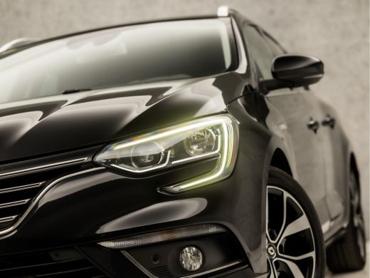 Renault Mégane Estate 1.2 TCe Bose (VIRTUAL COCKPIT, APPLE CARPLAY, GROOT NAVI, CLIMATE, LEDER, BOSE AUDIO, SPORTSTOELE... ActivLease financial lease