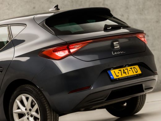 Seat Leon 1.0 TSI Sport (VIRTUAL COCKPIT, APPEL CARPLAY, GROOT NAVI, STUUR/STOELVERWARMING, ADAPTIVE CRUISE... ActivLease financial lease