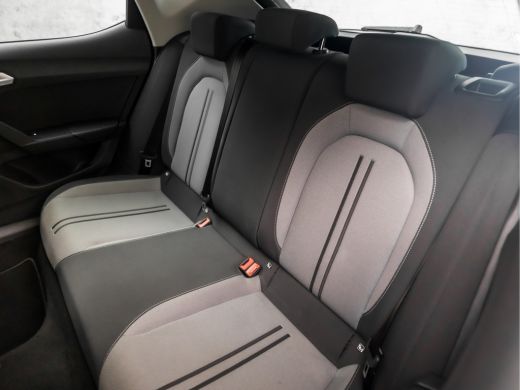 Seat Leon 1.0 TSI Sport (VIRTUAL COCKPIT, APPEL CARPLAY, GROOT NAVI, STUUR/STOELVERWARMING, ADAPTIVE CRUISE... ActivLease financial lease