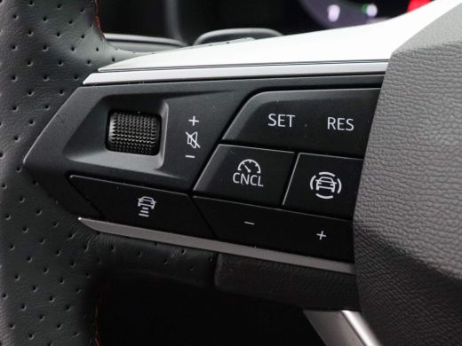 Seat Leon Sportstourer 1.5 TSI e-Hybrid FR PHEV First Edition Adaptive Cruise | Carplay| Camera | Privacy Glas | Parkeer... ActivLease financial lease