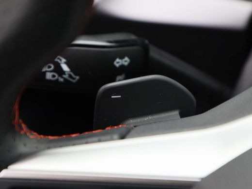 Seat Leon Sportstourer 1.5 TSI e-Hybrid FR PHEV First Edition Adaptive Cruise | Carplay| Camera | Privacy Glas | Parkeer... ActivLease financial lease