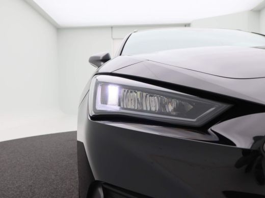 Seat Leon Sportstourer 1.5 TSI e-Hybrid FR PHEV First Edition Adaptive Cruise | Carplay| Camera | Privacy Glas | Parkeer... ActivLease financial lease